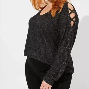 Torrid Womens Top Black Size 4 4X-26 Brushed Hacci V Neck Lace Up Sleeve Flirty - Picture 1 of 11