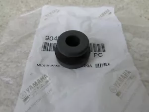 NEW 02-22 YAMAHA YZ125 YZ250 OEM REAR EXHAUST SILENCER GROMMET 90480-16404 - Picture 1 of 1