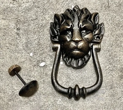 Cast Iron Downing Street Lion Face Bronze-Colored Door Knocker, Strike Plate - Image 1 of 2