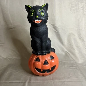 BLACK CAT ON PUMPKIN, Blow Mold Excellent Condition No Damage Anywhere, Vintage - Picture 1 of 7