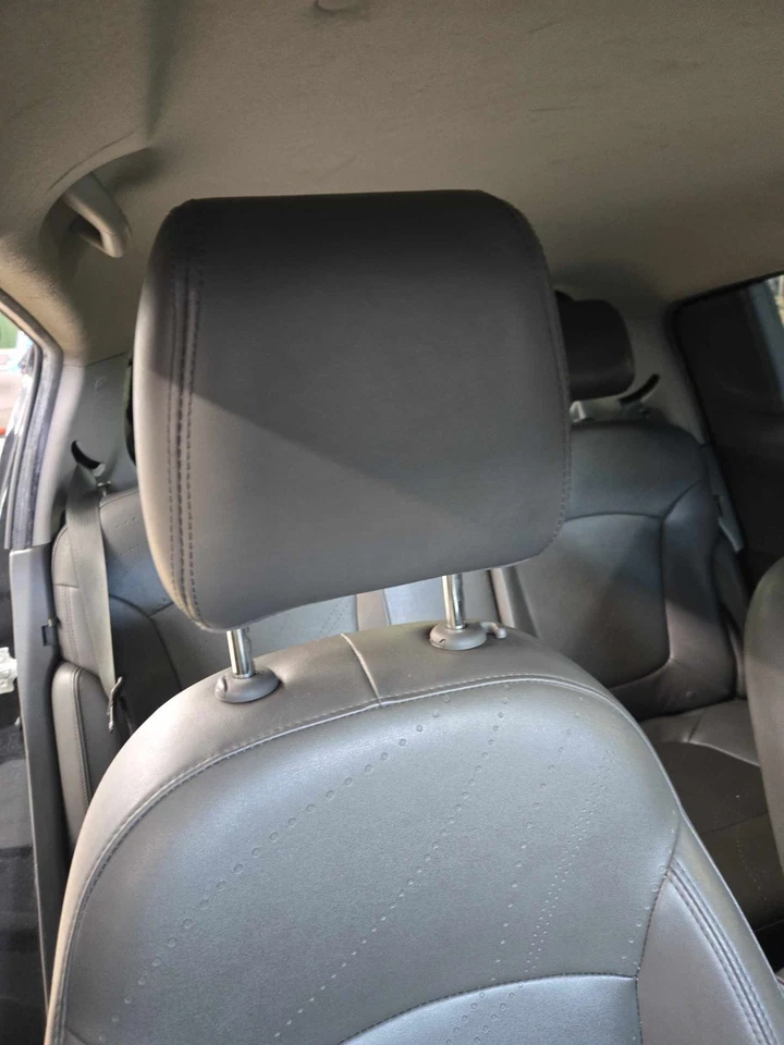 Reposacabezas derecho CHEVY SPARK 13 14 15 16 Foto 1 de 1