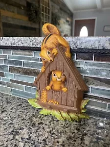 Vintage HOMCO Plastic Chipmunks Birdhouse Wall Decor 1977 USA 11 X 6 - Picture 1 of 6