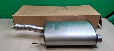 Walker Exhaust 21558 Quiet Flow Exhaust Muffler - Image 1 of 4