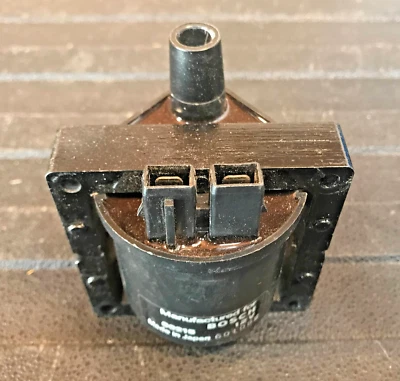 Bobina de encendido Bosch 12V - 00215 / 00 215 - Para Toyota Celica Supra, Tercel y más Foto 1 de 4