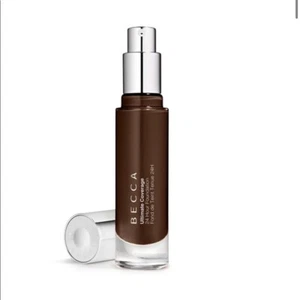 BECCA - Ultimate Coverage Foundation ( Chestnut ) 1.01 fl.oz - Picture 1 of 3