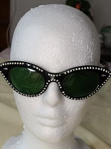 VTG orig. 1950's Rhinestone Black Frame Cat Eye Sunglass Green Lens FRANCE READ - Picture 1 of 16