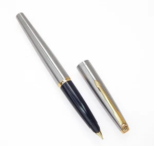 UK Parker 45 Flighter Steel & Gold Trim Fountain Pen - 1988 Vintage - Picture 1 of 11
