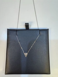 VRAI V Solitaire Necklace NIB Sterling Silver 1/4 Carat - Picture 1 of 10