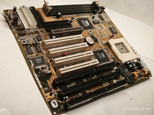 HOT Super Sockel 7 Mainboard DFI P5BV3+ Rev: C (VIA MVP3) AGP PCI ISA + Bonus - Bild 1 von 8