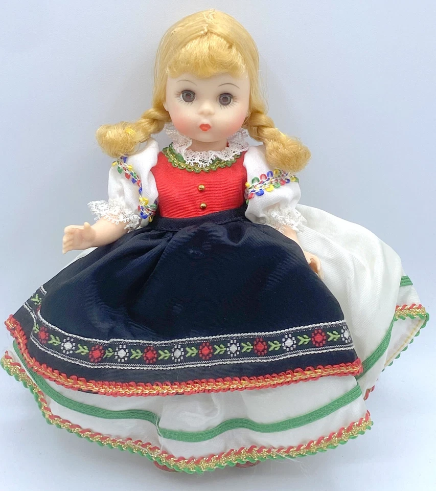 *B КУКЛА MADAME ALEXANDER 8 ДЮЙМОВ МЕЖДУНАРОДНАЯ ПОЛЬША 580 - Изображение 1 из 1