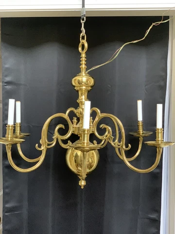 Solid Brass Forged Colonial Williamsburg Style Chandelier Lester Berry 33” Wide Cover