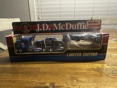 1992 Matchbox #70 J.D. McDuffie Limited Edition NASCAR Car Transporter 1/64 Ve5 - Image 1 of 4
