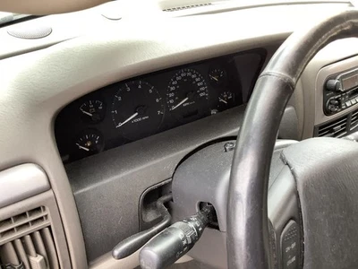Speedometer Cluster Laredo MPH Fits 02-04 GRAND CHEROKEE 4651837 Foto 1 de 4