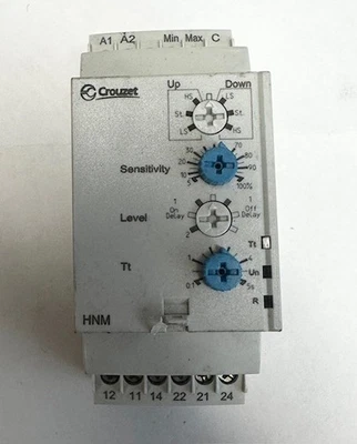 Crouzet HNM 84870700 Level Control Relay 24-240V AC/DC - Image 1 of 4