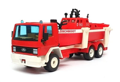 Siku 1/55 Scale Diecast 2823 - Ford Patrol Boat Transporter - Red/White - Image 1 of 4