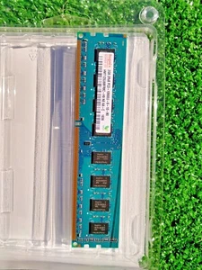 One 2 GB 1x Hynix 2GB 2Rx8 PC3-10600S-9-10-F2 Computer Memory Unused in Box - Picture 1 of 3