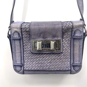 Rebecca Minkoff Mini Leder Crossbody Schultertasche geflochten lila Boho Kern LESEN - Bild 1 von 17