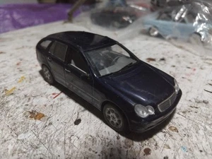 Minichamps Mercedes-Benz C-Klasse T-Modell Break 1:43 - Foto 1 di 7