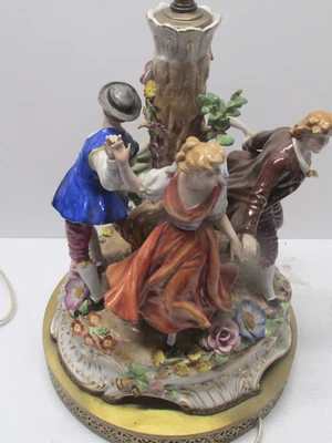 large dresden 4 figure dancers table lamp - Image 1 of 4