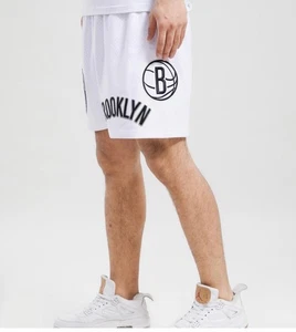 Pantaloncini a rete Pro Standard Brooklyn Nets bianchi - TAGLIA 3XL - Foto 1 di 4