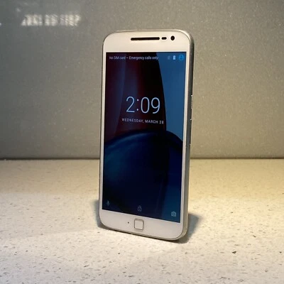 Motorola G4 Plus - 16GB - XT1642 - white - #138 /DO - Image 1 of 4