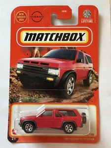 Nissan Pathfinder 2024 Matchbox #54 - 1985 (rojo - tarjeta larga - modelo nuevo) B59 - Imagen 1 de 6
