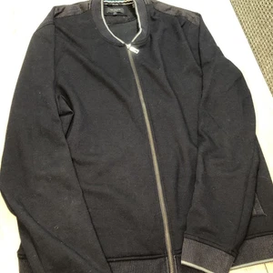 Cárdigan Ted Baker Suéter Chaqueta Para Hombre Talla 7 Azul Marino Cremallera Completa Bolsillos con Botones Tejido - Imagen 1 de 11