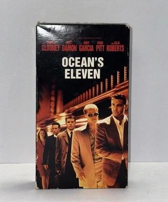 Ocean’s Eleven (2001) VHS – George Clooney, Brad Pitt – Crime Heist Classic Foto 1 de 4