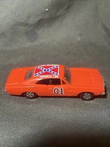 1981 ERTL DUKES OF HAZZARD General Lee Car Die-cast 1/64 Dodge Charger 01 MINT - Picture 1 of 12