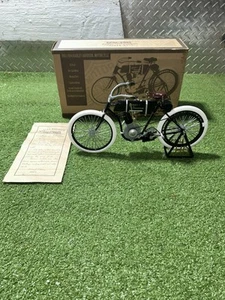 1903 1904 HARLEY DAVIDSON Motorcycle Diecast 1:6 Scale Authentic MINT ORIG BOX - Picture 1 of 5