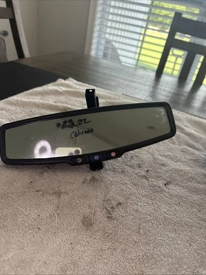 2022 Chevy Colorado  Rear View Mirror W/ AUTO DIMMING 13503052 - Image 1 of 4
