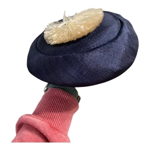 Vintage Women’s Hat Black Flower on Top Church Wedding Party 50s 60s Housewife - Picture 1 of 7