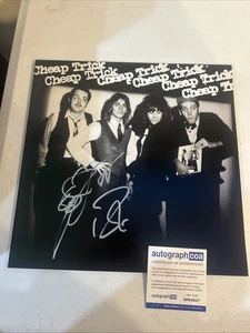GÜNSTIGER TRICK SIGNED AUTOGRAMM VINYL ALBUM ACOA ROBIN ZANDER RICK NIELSEN - Bild 1 von 6