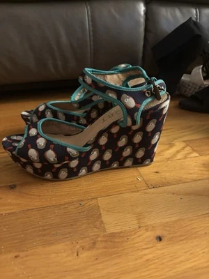 Sandalias de cuña con estampado de búho Report para mujer talla 10- verde azulado plataforma tacones retro Foto 1 de 4