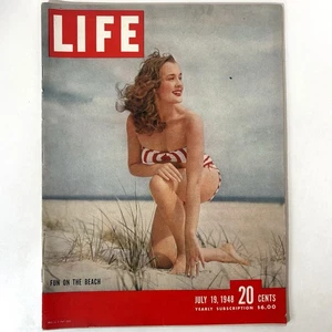 Life Magazine Vintage July 19 1948 Life On The Beach Cover Girl Old 1940’s Ads - Imagen 1 de 11