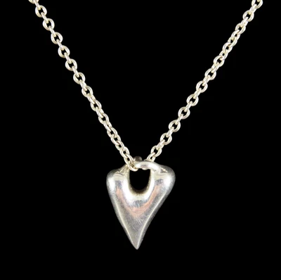 RLM STUDIO Robert Lee Morris PLATA ESTERLINA 16" Collar COLGANTE CORAZÓN RETORCIDO Foto 1 de 4