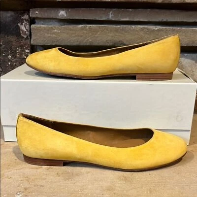 Margaux The Classic Elegante Azafrán Amarillo Gamuza Ballet Pisos Foto 1 de 4