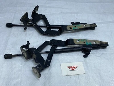 Комплект петель для капота 04–12 Maserati Quattroporte с амортизаторами от оригинального производителя - Изображение 1 из 2