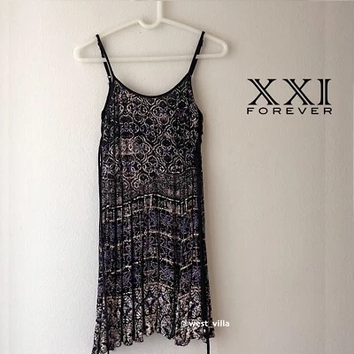 Mini Vestido Boho de Verano con Correa de Espagueti Con Cordones Cubrir Forever XXI Negro Pequeño Foto 1 de 4
