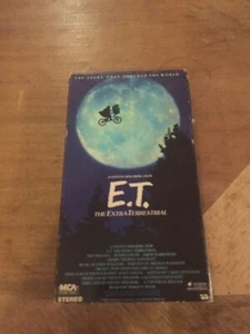 E.T THE EXTRA-TERRESTRIAL- VHS- 1982- GREEN - Bild 1 von 4
