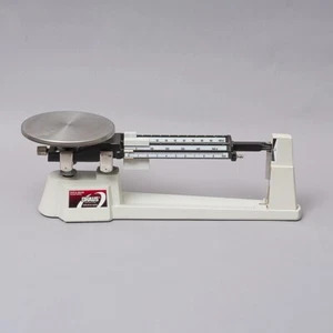 Bilancia tripla fascio Ohaus serie 700 / 800 2610 g scala capacità 5 libbre 2 oz USATA - Foto 1 di 6