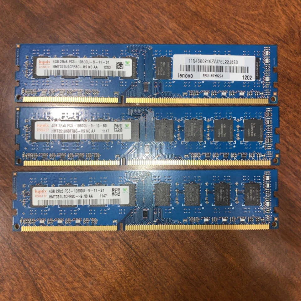 Hynix 4 GB 2Rx8 DDR3 PC3-10600U - Immagine 1 di 1