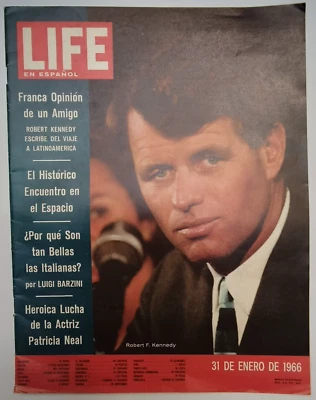 LIFE EN ESPAÑOL #2 JANUARY 1966 ROBERT F. KENNEDY POLITICS MAGAZINE - Image 1 of 4