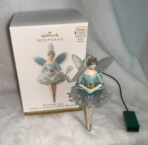 New 2012 Hallmark Snowflake Fairy Twinkling Light Show Magic Cord Ornament READ - Picture 1 of 14