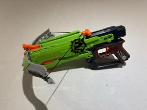 Nerf Zombie Strike Crossfire Bow Blaster 2014 - Picture 1 of 3