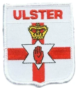 Insignia de parche bordado mundial de la bandera roja de la mano del Ulster - Imagen 1 de 3