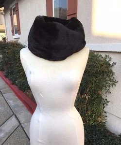 ¡NUEVO! Nordstrom NO324797MI Bufanda Negra Imitación Piel de Conejo Snood, O/S - ¡Gran Regalo! - Imagen 1 de 7