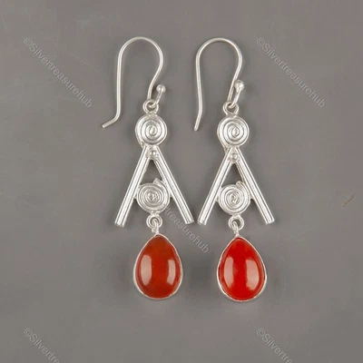 Conjunto de pendientes colgantes de canal de gota de plata 925 con piedras preciosas de cornalina Foto 1 de 4