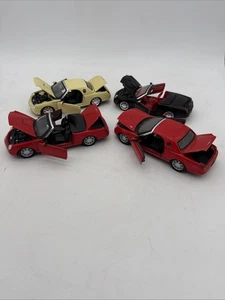 Lot of 4 Ford Thunderbird 1:24 Diecast Cars - Maisto Black + 3 68069 Red/Cream - Picture 1 of 24
