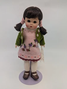 Madame Alexander A Change of Season 8” Collectible Doll (Style 40120) - Picture 1 of 7
